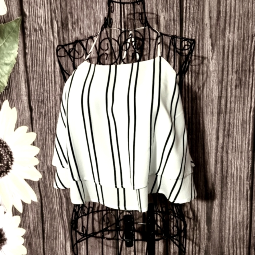 Forever 21 Cage Spagetti Strap Crop Top